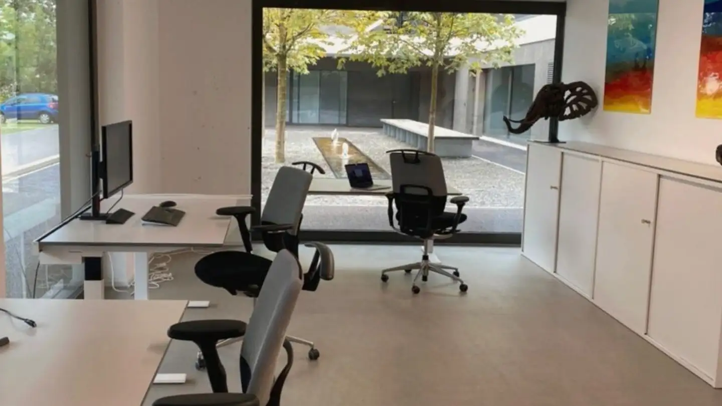 Office space for rent - Etzelstrasse 11, 8832 Wollerau