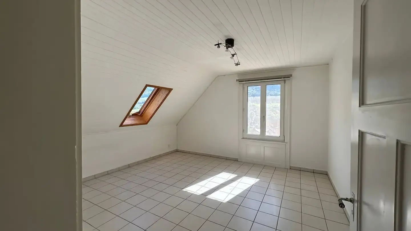 Apartment for rent - Route Du Chaumin 7, 2606 Corgémont - Photo 3