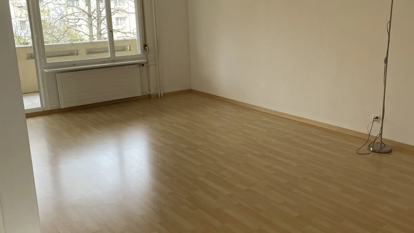 Wohnung mieten - Im Sträler 21, 8047 Zürich