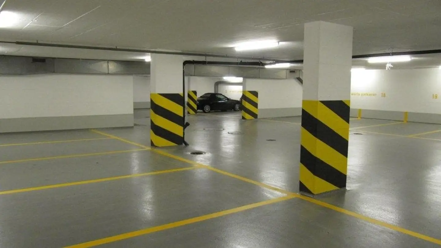 Garage singolo in affitto - Minervastrasse 99, 8032 Zürich