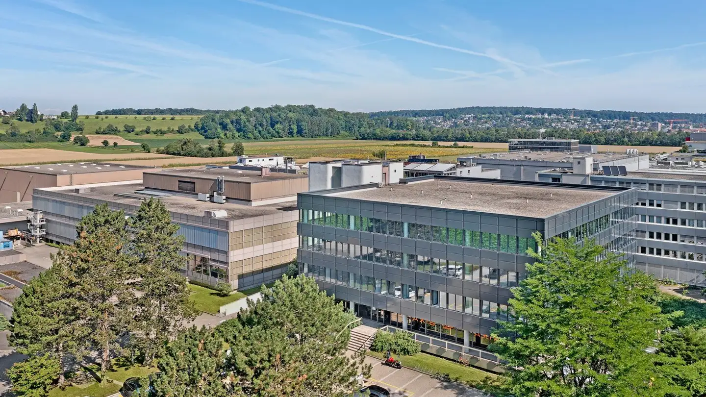 Commercial à louer - Pfeffingerring 201, 4147 Aesch BL - Photo 2