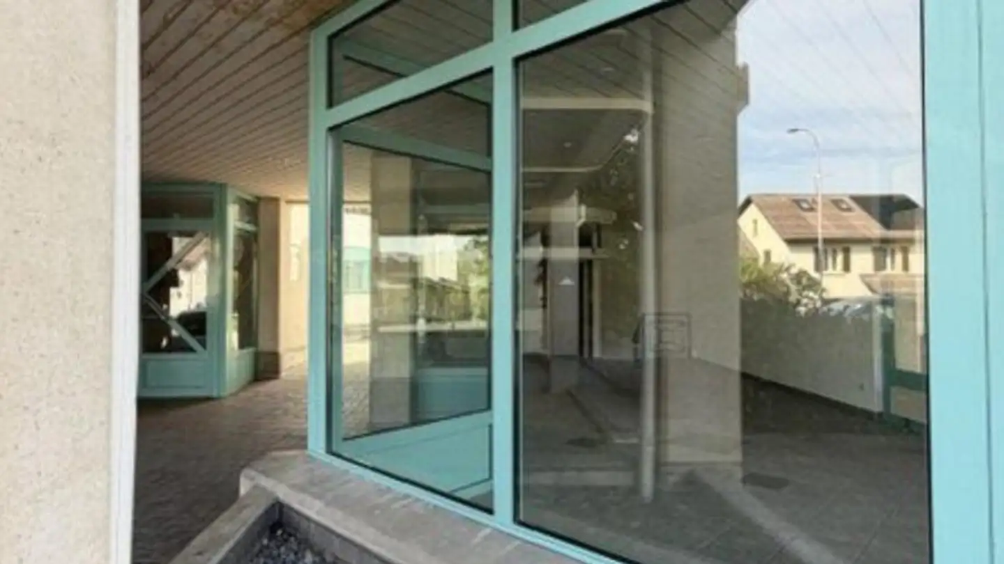Commercial for sale - 2854 Bassecourt - Photo 2