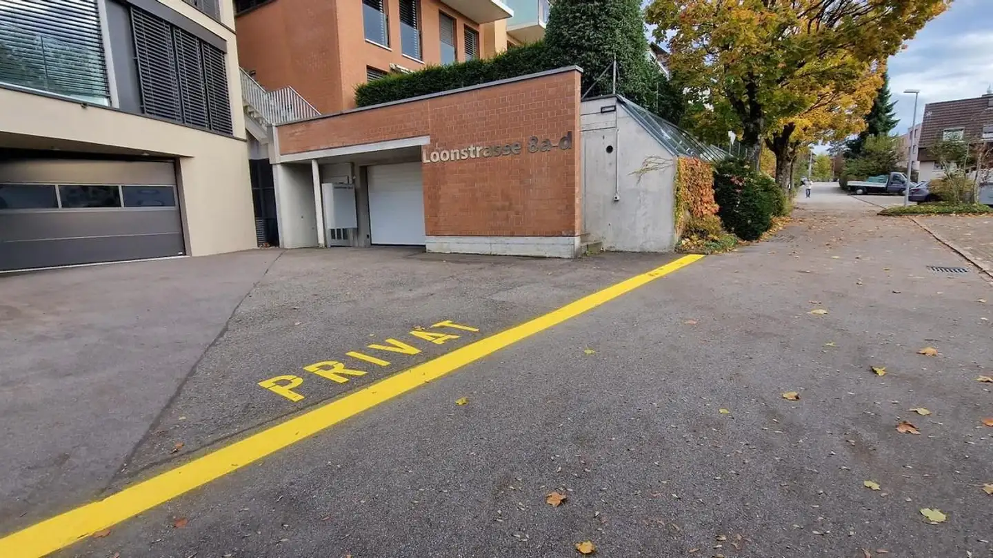 Tiefgaragenstellplatz mieten - Loonstrasse 8a, 5443 Niederrohrdorf