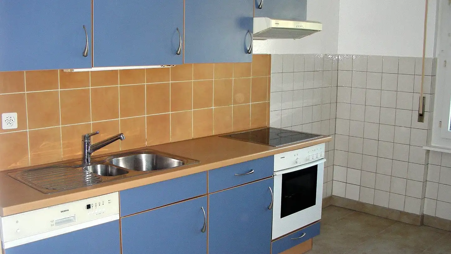 Apartment for rent - Route De Collombey 35, 1870 Monthey - Photo 4