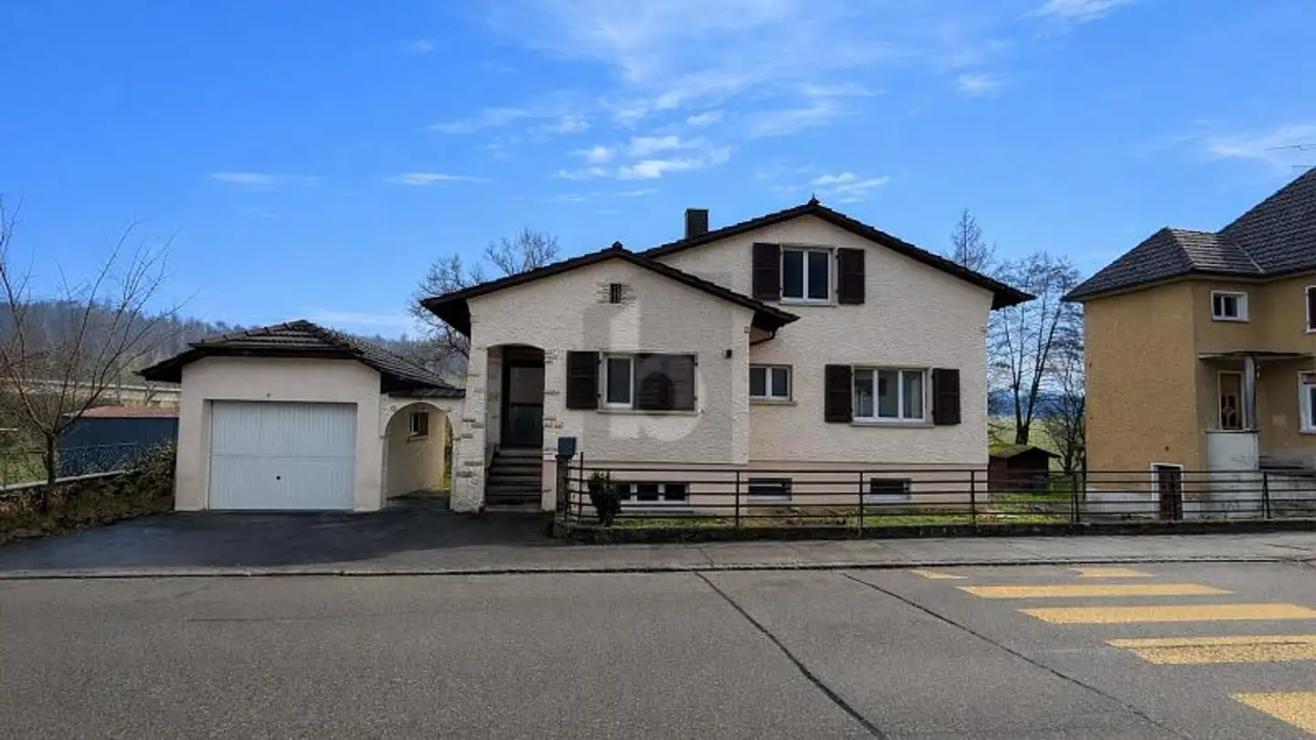 Single house for rent - 2923 Courtemaîche