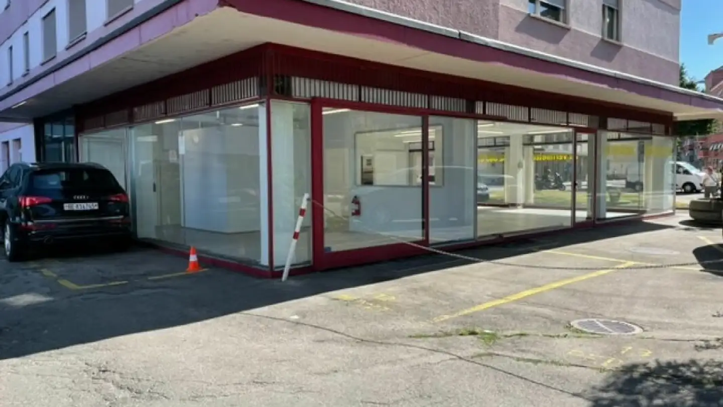 Commercial à louer - Rue Du Breuil / Brühlstrasse 43, 2503 Biel/Bienne