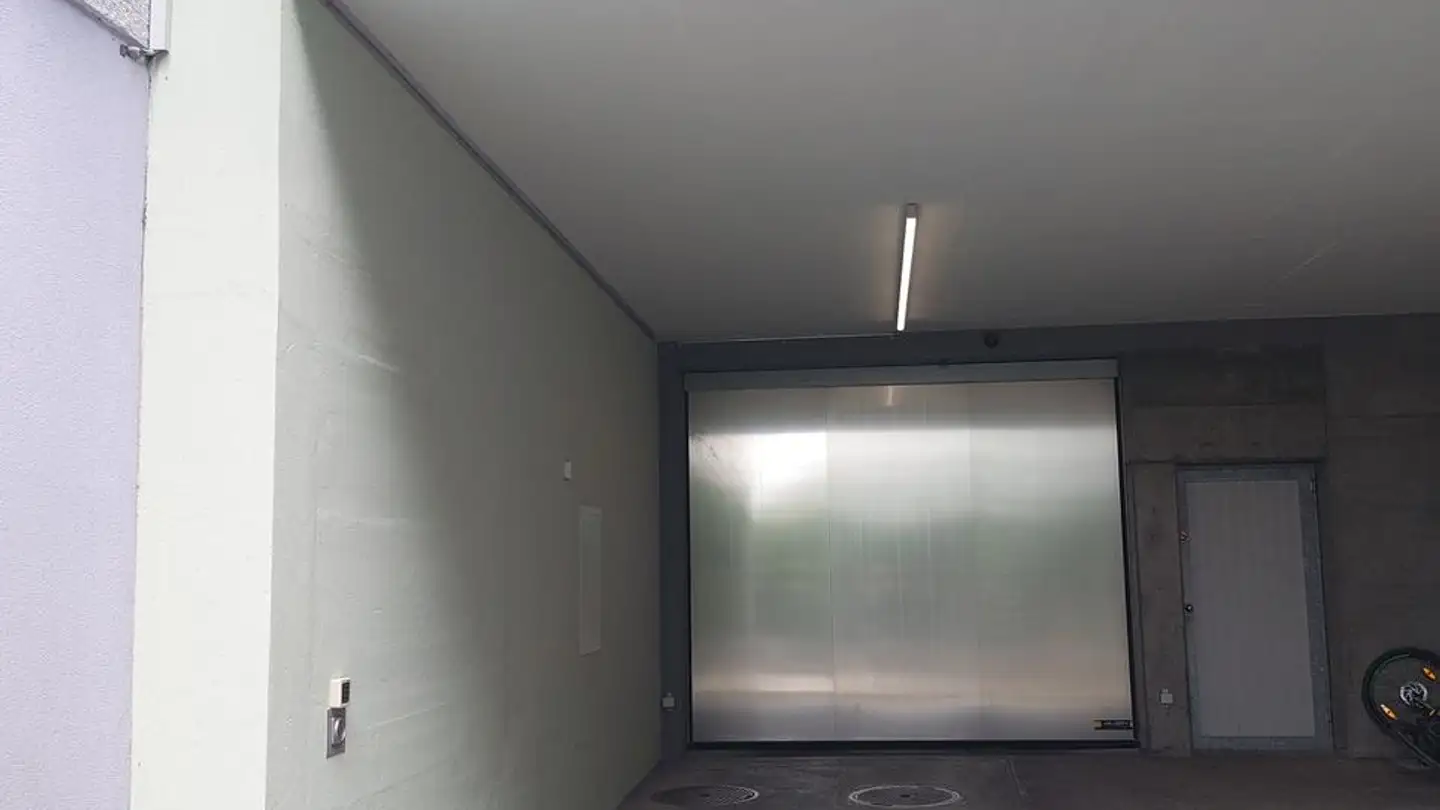 Single garage for rent - Rue Du Coteau / Haldenstrasse, 2502 Biel/Bienne