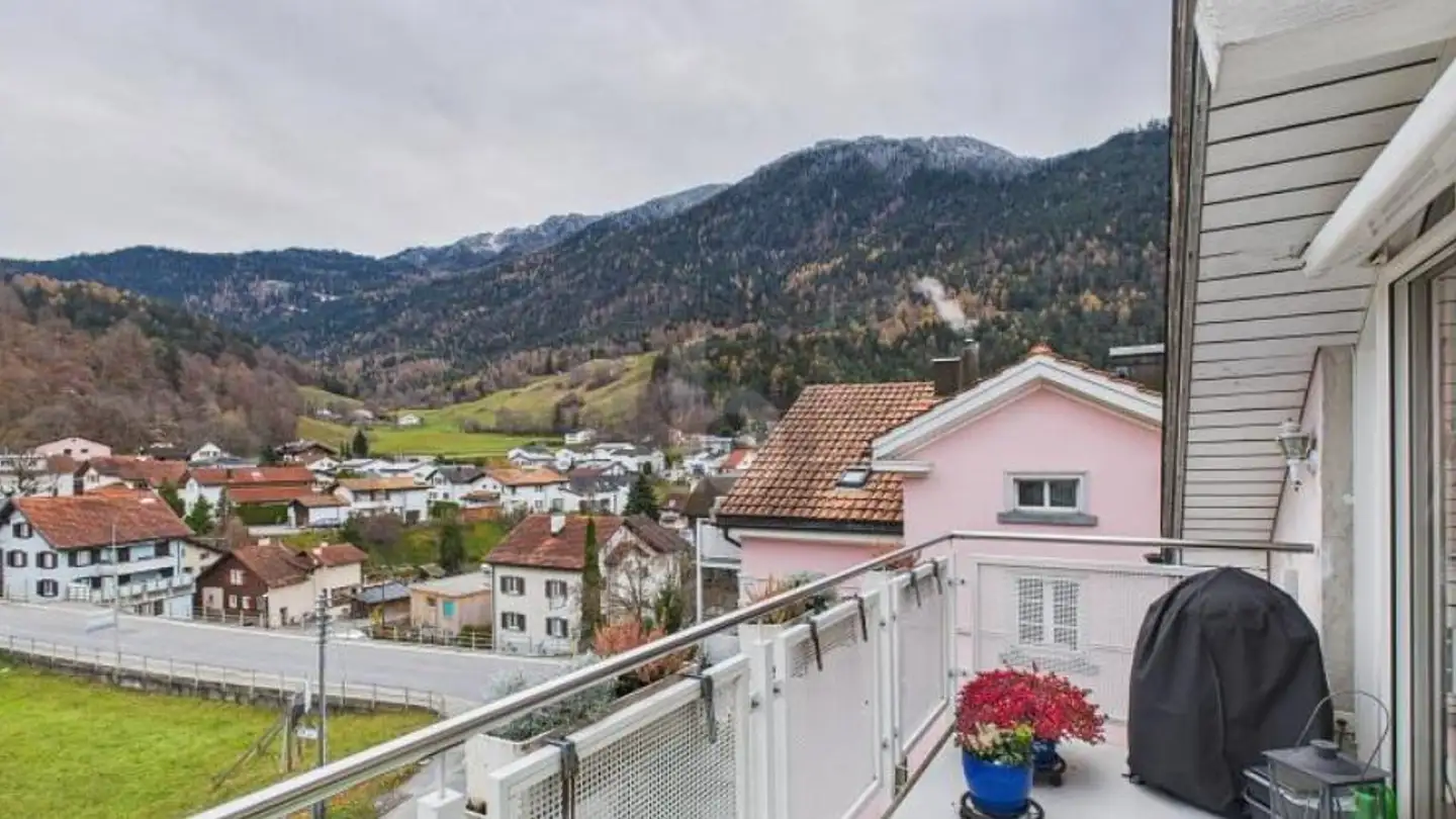 Apartment for rent - 7403 Rhäzüns - Photo 4