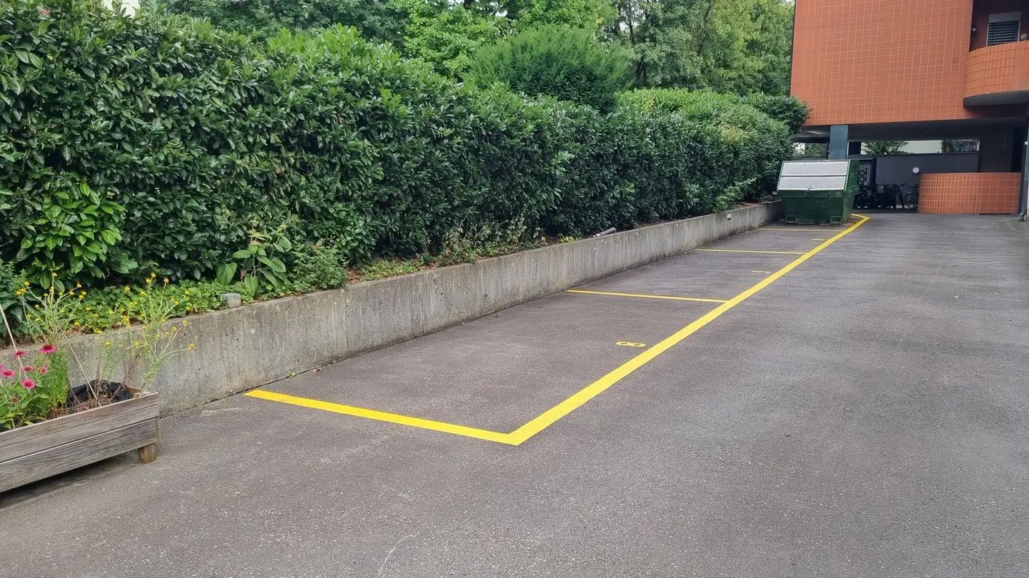 Parcheggio esterno in affitto - Nordstrasse 190, 8037 Zürich