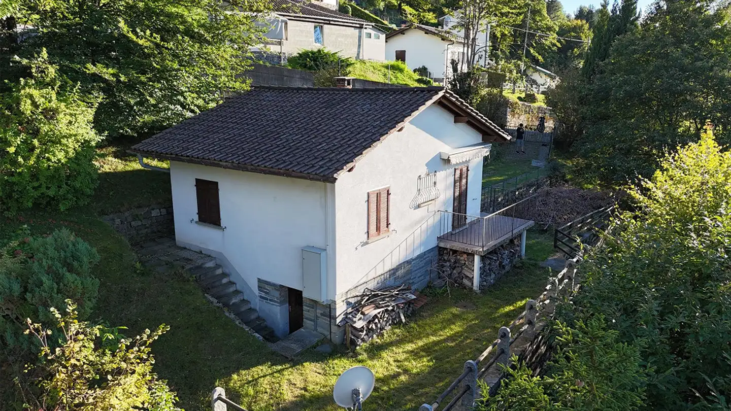 House for sale - Via Prati Di Sotto 1, 6582 Pianezzo