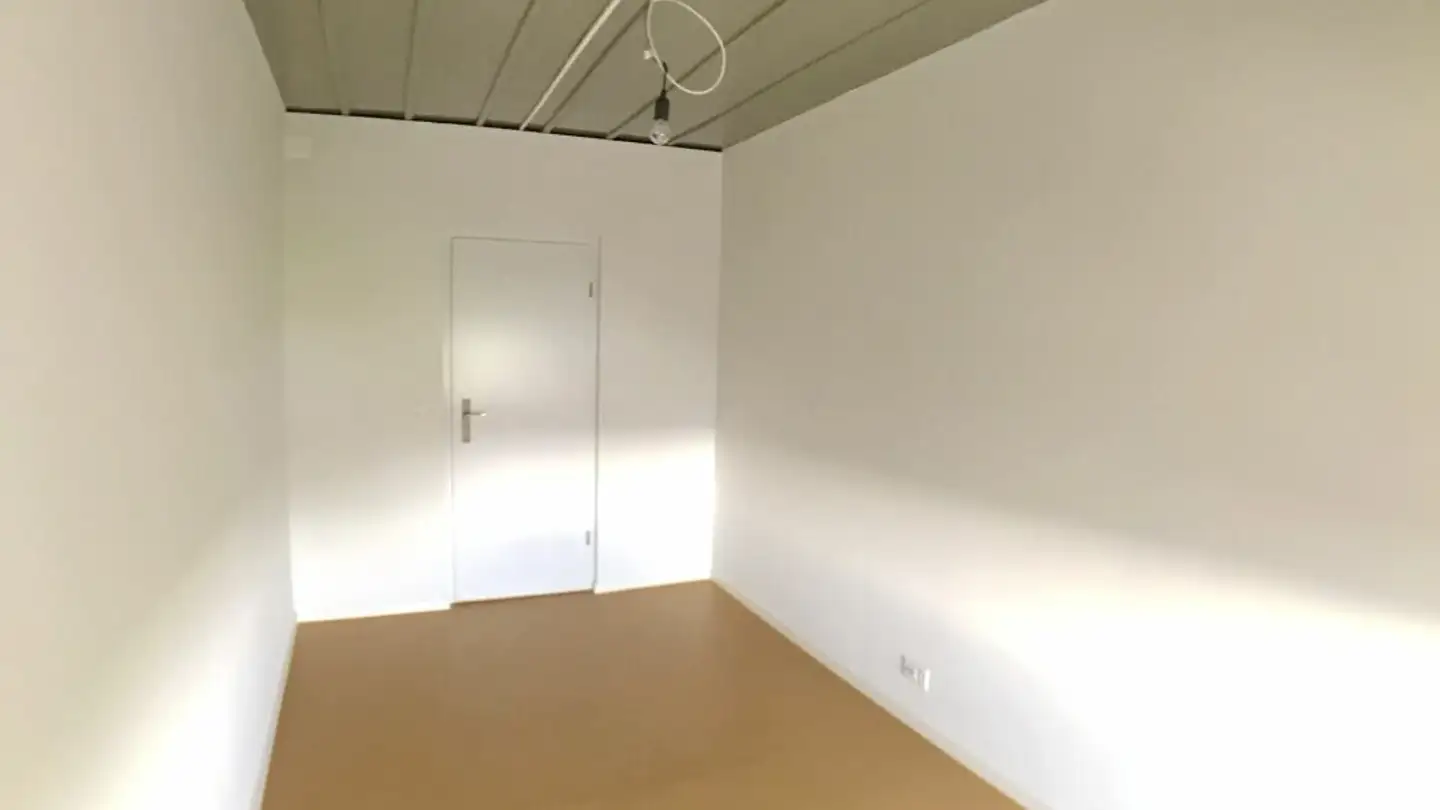 Dachgeschosswohnung mieten - Faubourg Du Jura / Juravorstadt 27, 2502 Biel/Bienne - Foto 2