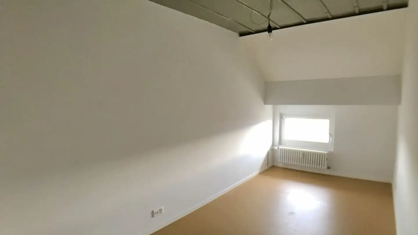 Dachgeschosswohnung mieten - Faubourg Du Jura / Juravorstadt 27, 2502 Biel/Bienne - Foto 3
