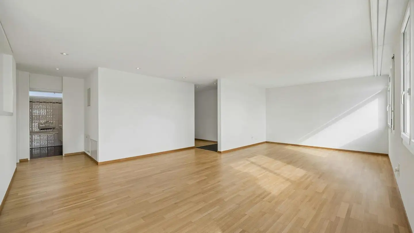 Appartamento in vendita - Bahnhofplatz 8c, 8340 Hinwil - Foto 2