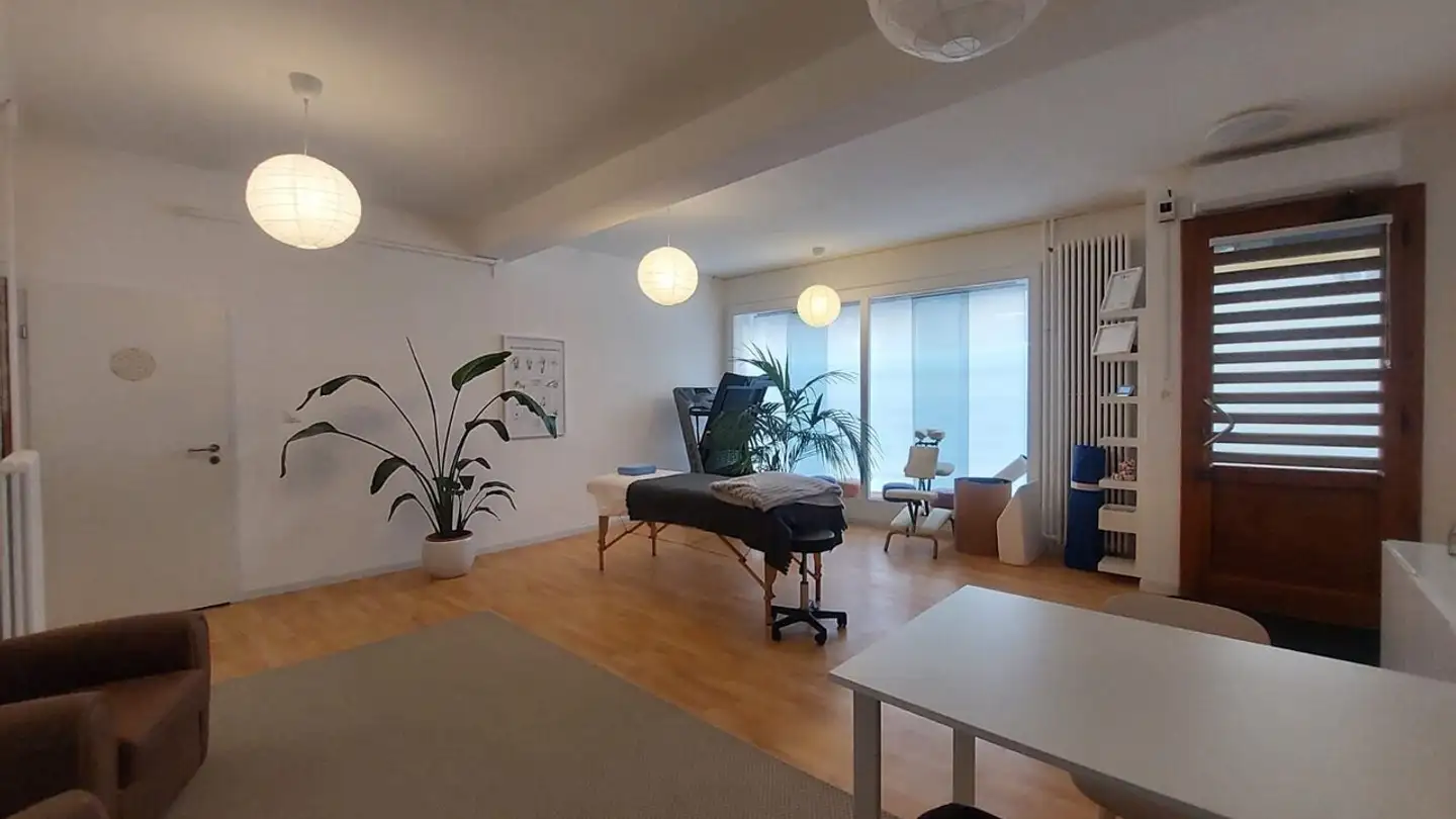 Commercial for rent - Ruelle Du Vuagnard 1, 1820 Montreux