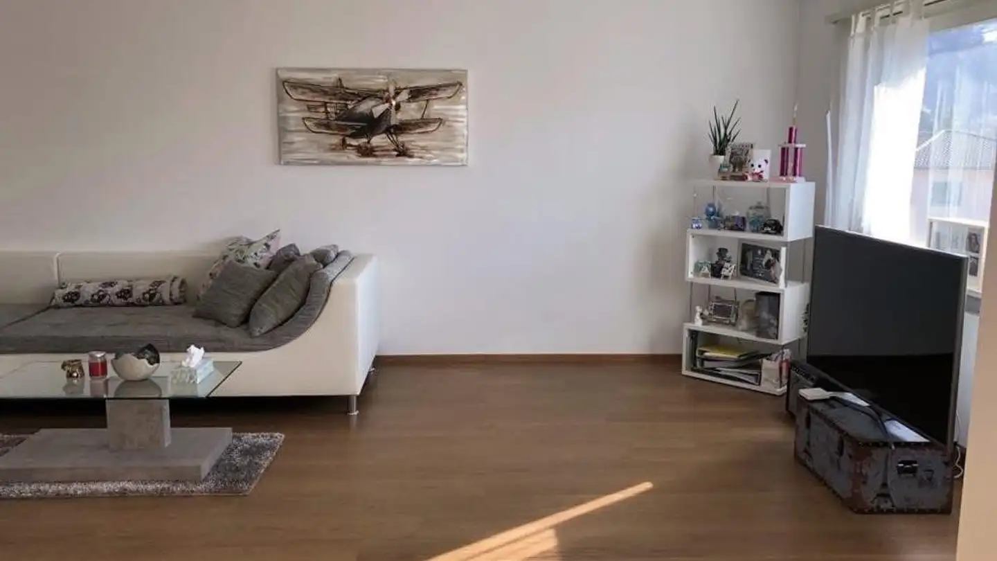 Apartment for rent - Via Del Tiglio 10d, 6512 Giubiasco - Photo 2