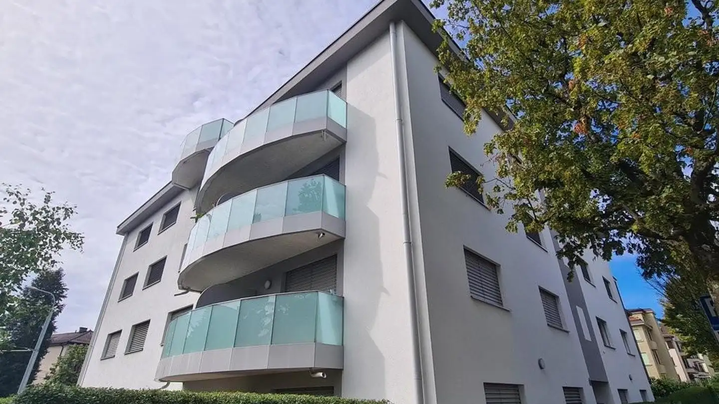 Outdoor parking space for rent - Chemin Des Diablerets 16, 1012 Lausanne