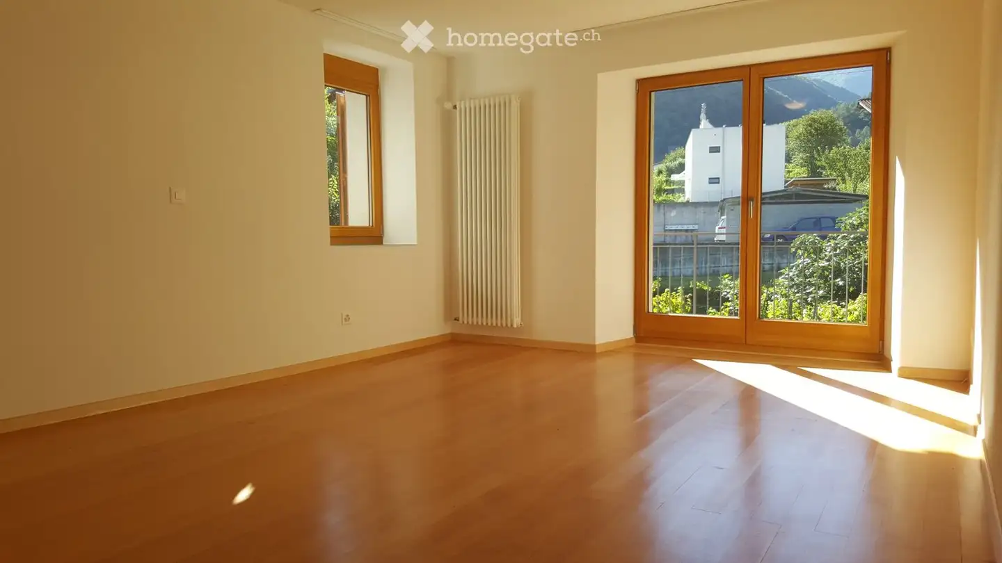 Einfamilienhaus kaufen - Strada Cantonal 3, 6535 Roveredo GR