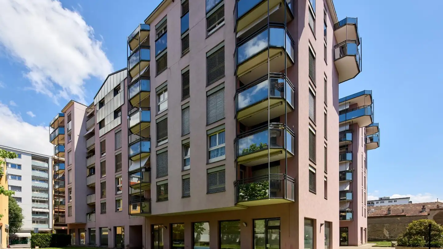 Place de parking intérieure pour moto à louer - Avenue Du Général-Guisan 61, 1800 Vevey