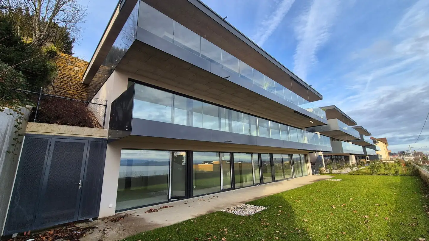 Appartamento in vendita - 2068 Hauterive NE - Foto 2