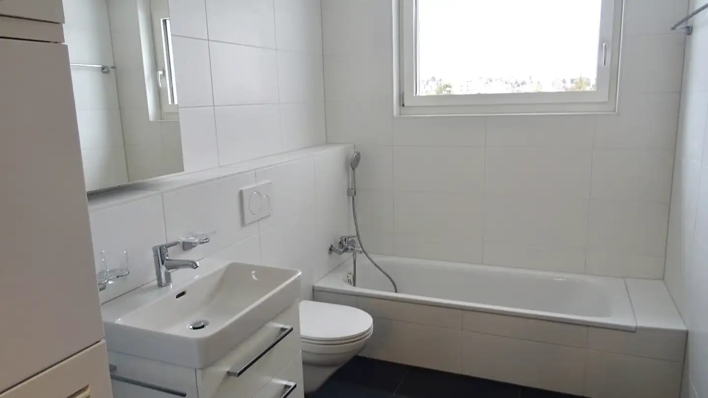 Penthouse for rent - Teichstrasse 15, 4106 Therwil - Photo 4