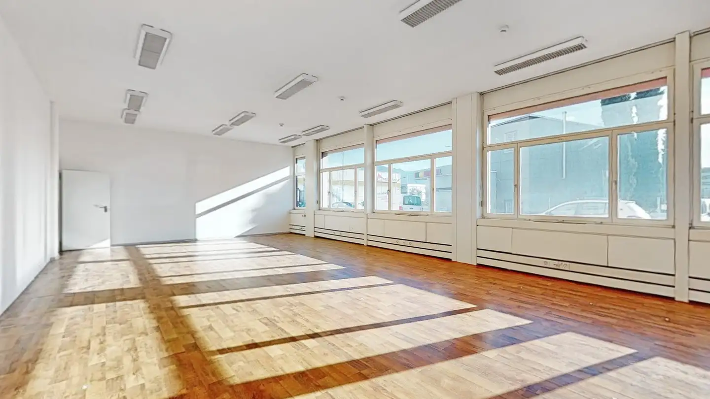 Immeuble mixte à louer - Via Cantonale 27, 6928 Manno - Photo 3