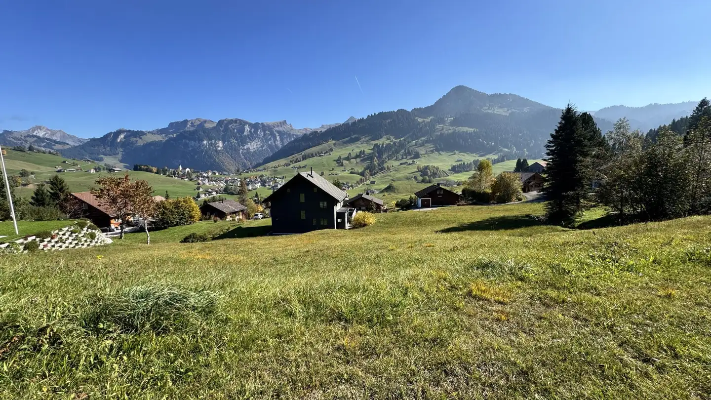 Terrain constructible à vendre - 8843 Oberiberg