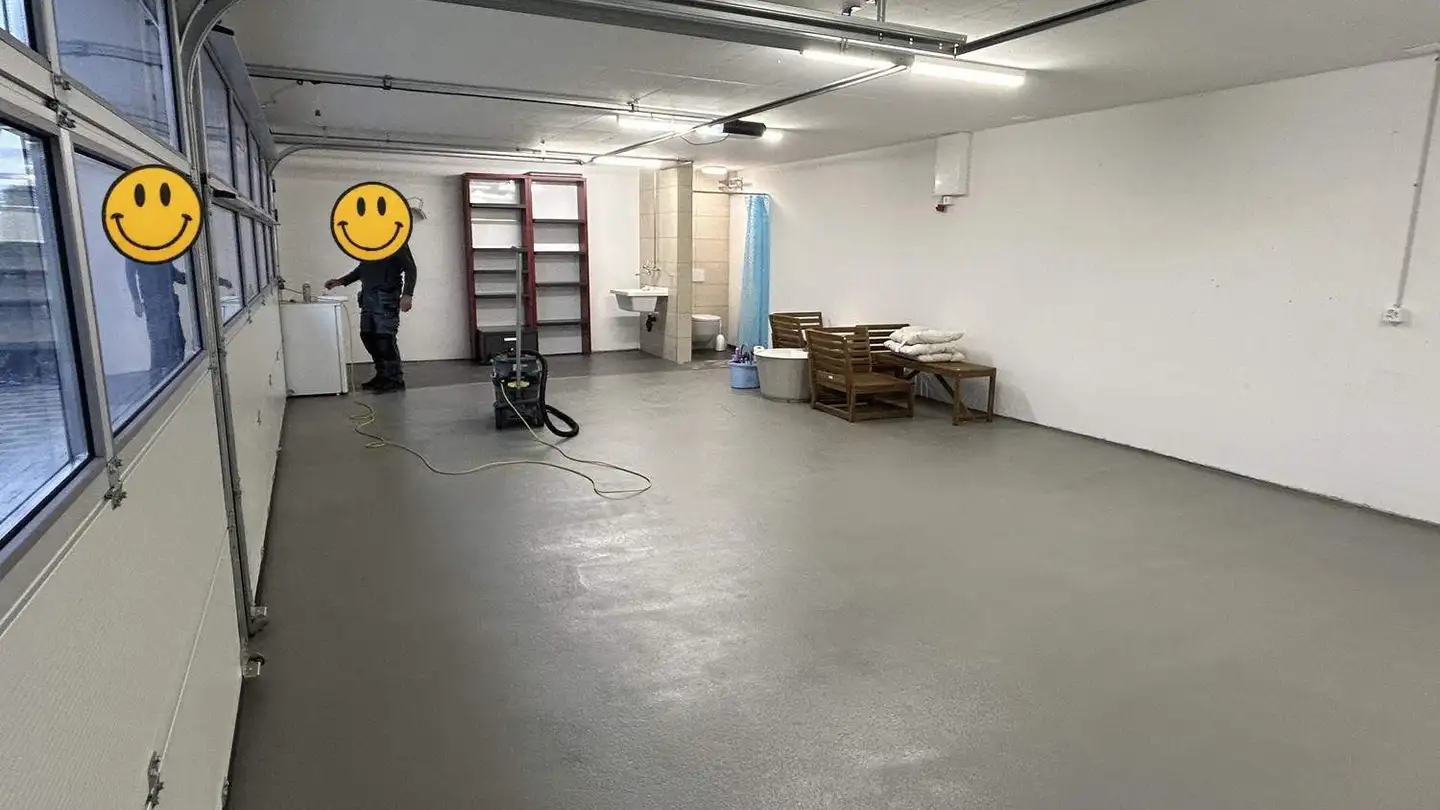 Parkplatz im Freien mieten - Kempttalstrasse 18, 8308 Illnau