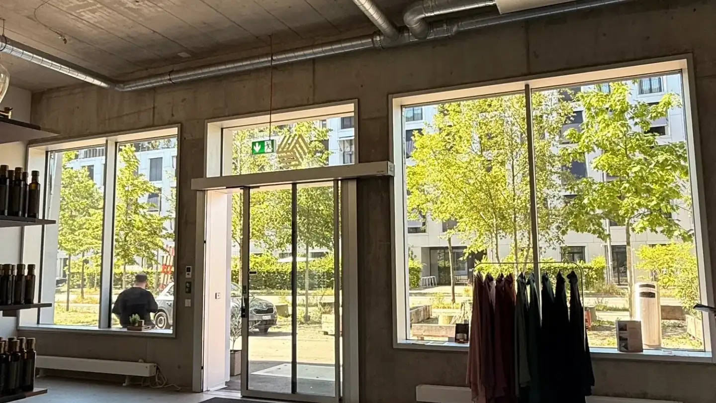 Geschäft mieten - Sulzerallee 76, 8404 Winterthur