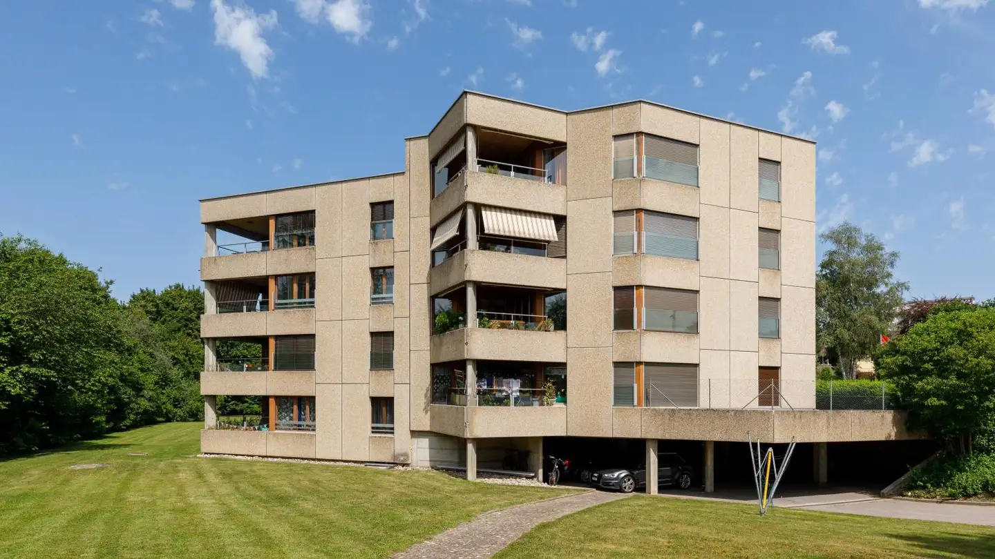 Place de parking souterraine à louer - 1723 Marly