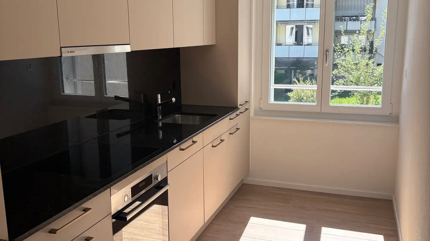 Appartamento in affitto - Badenerstrasse 889, 8048 Zürich