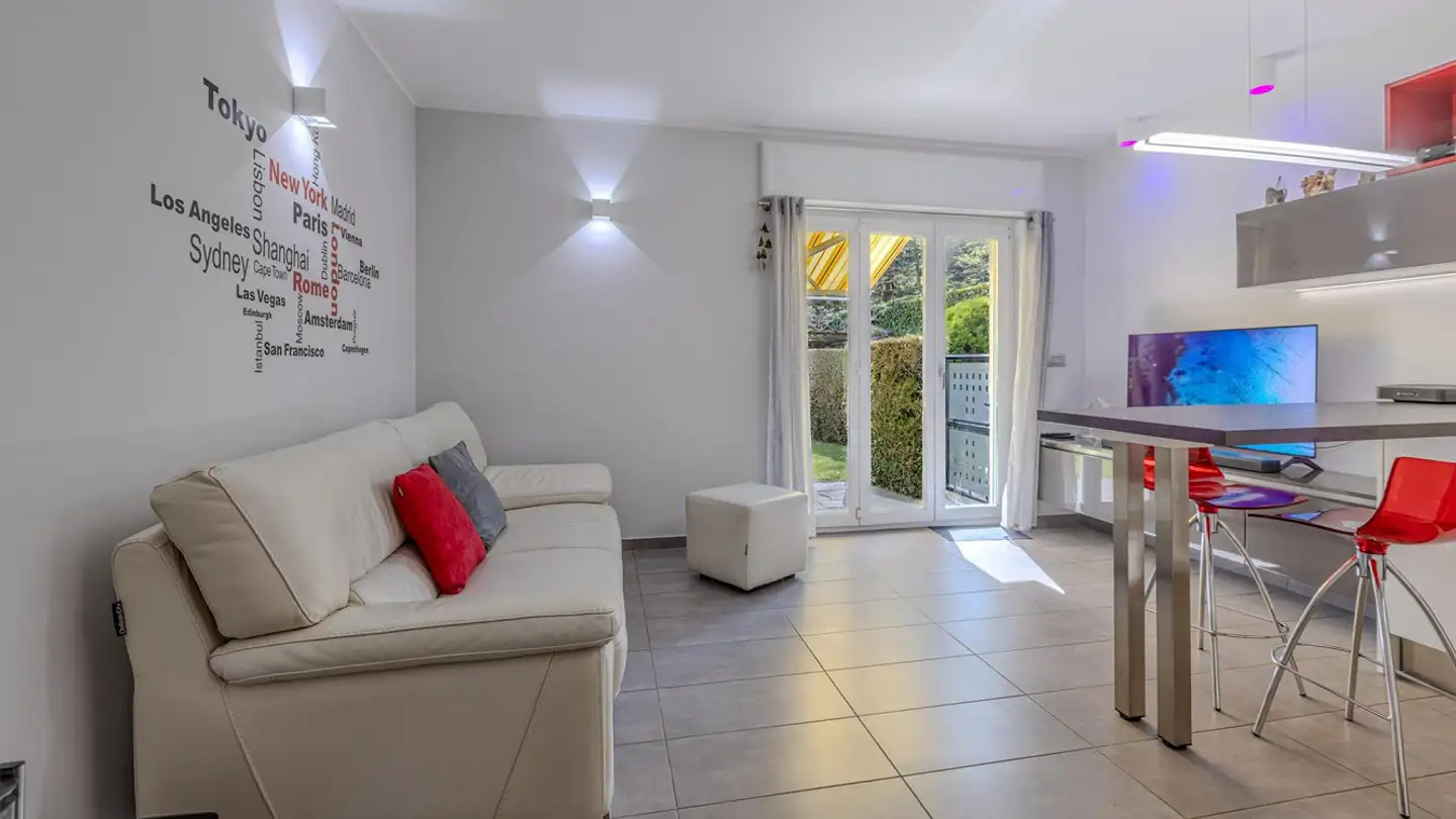 Apartment for sale - 6914 Carona