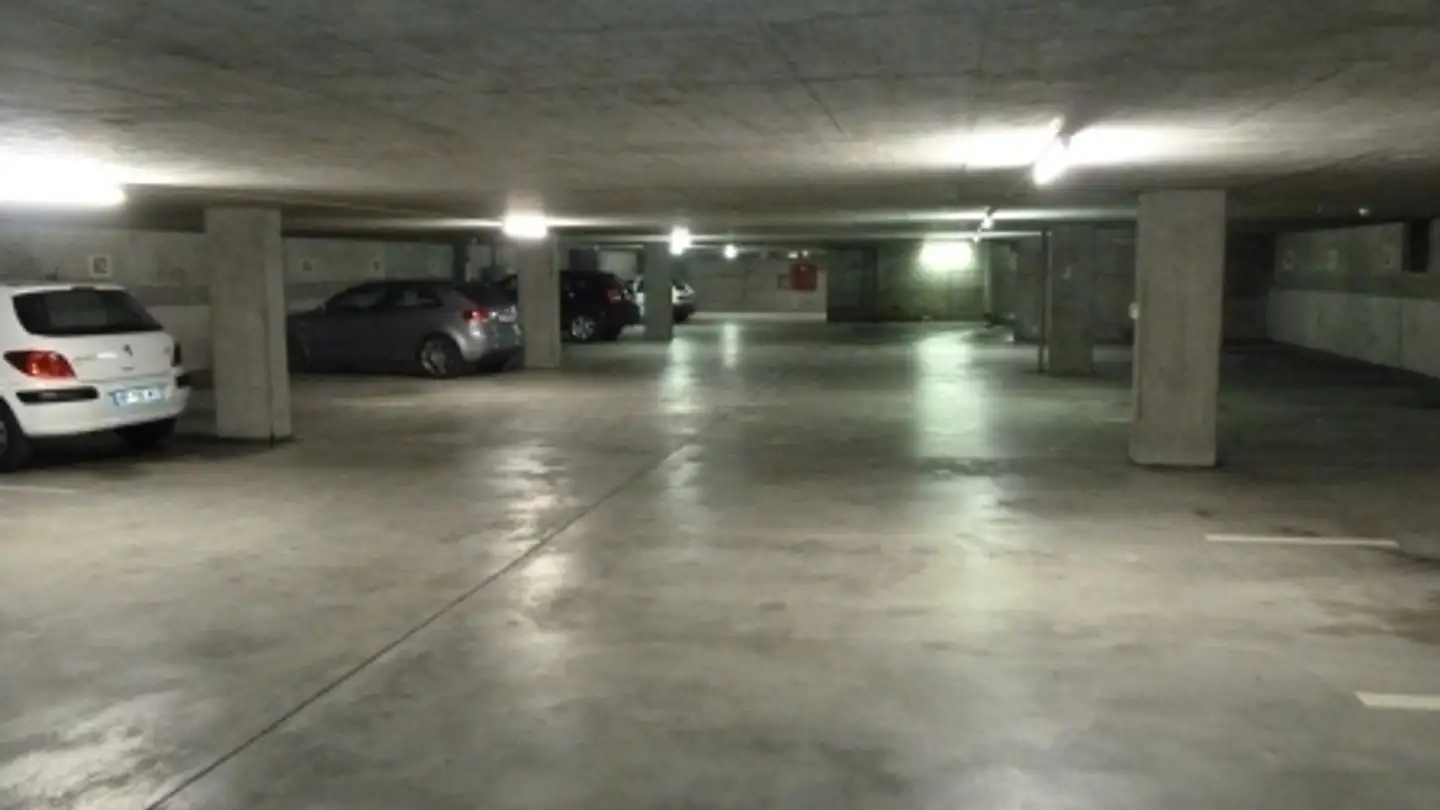 Underground parking space for rent - Leimenstrasse 49, 4051 Basel