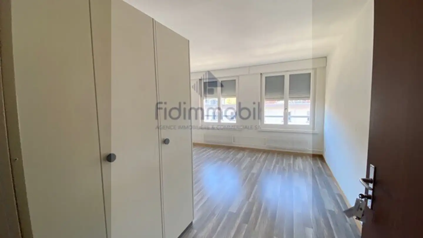 Appartamento in affitto - Avenue Léopold-Robert, 2300 La Chaux-de-Fonds - Foto 2