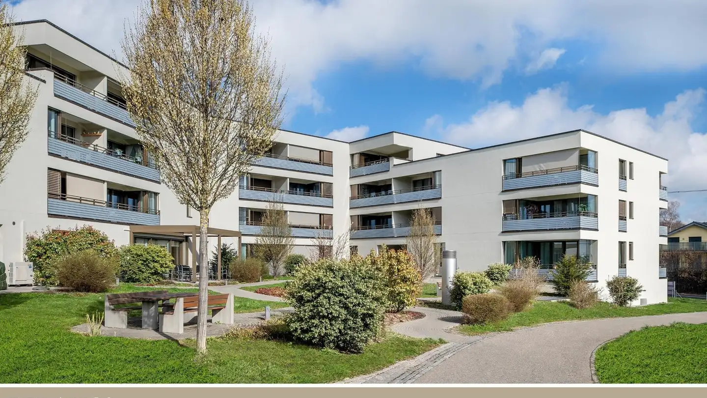 Outdoor parking space for rent - Corneliastrasse 8a, 8965 Berikon - Photo 2