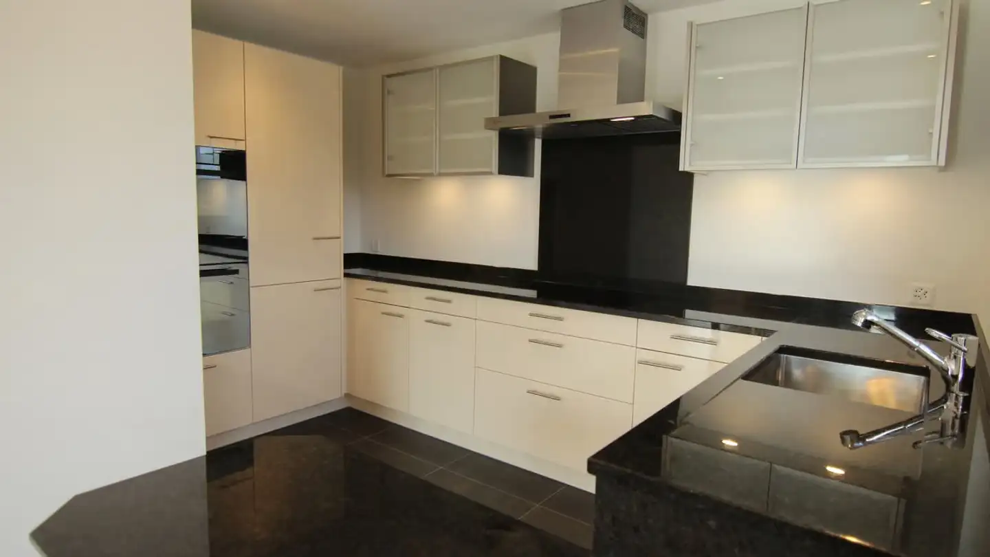 Attique à louer - Kantonsstrasse 150, 8807 Freienbach - Photo 4