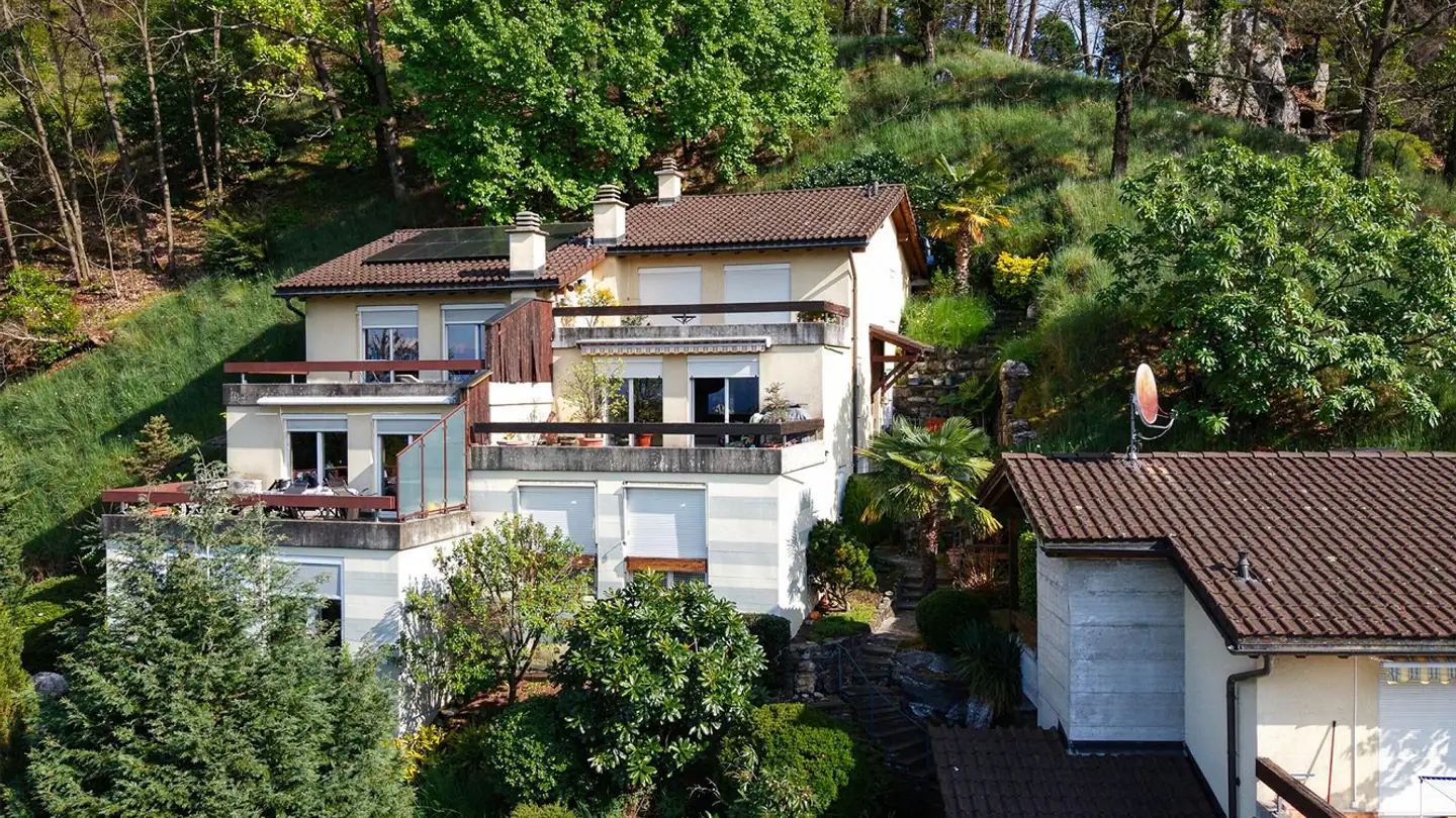 Single house for sale - 6582 Pianezzo