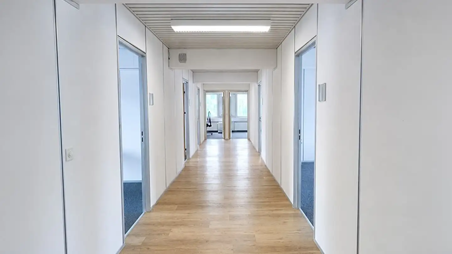 Office space for rent - Ipsachstrasse 10, 2560 Nidau - Photo 2