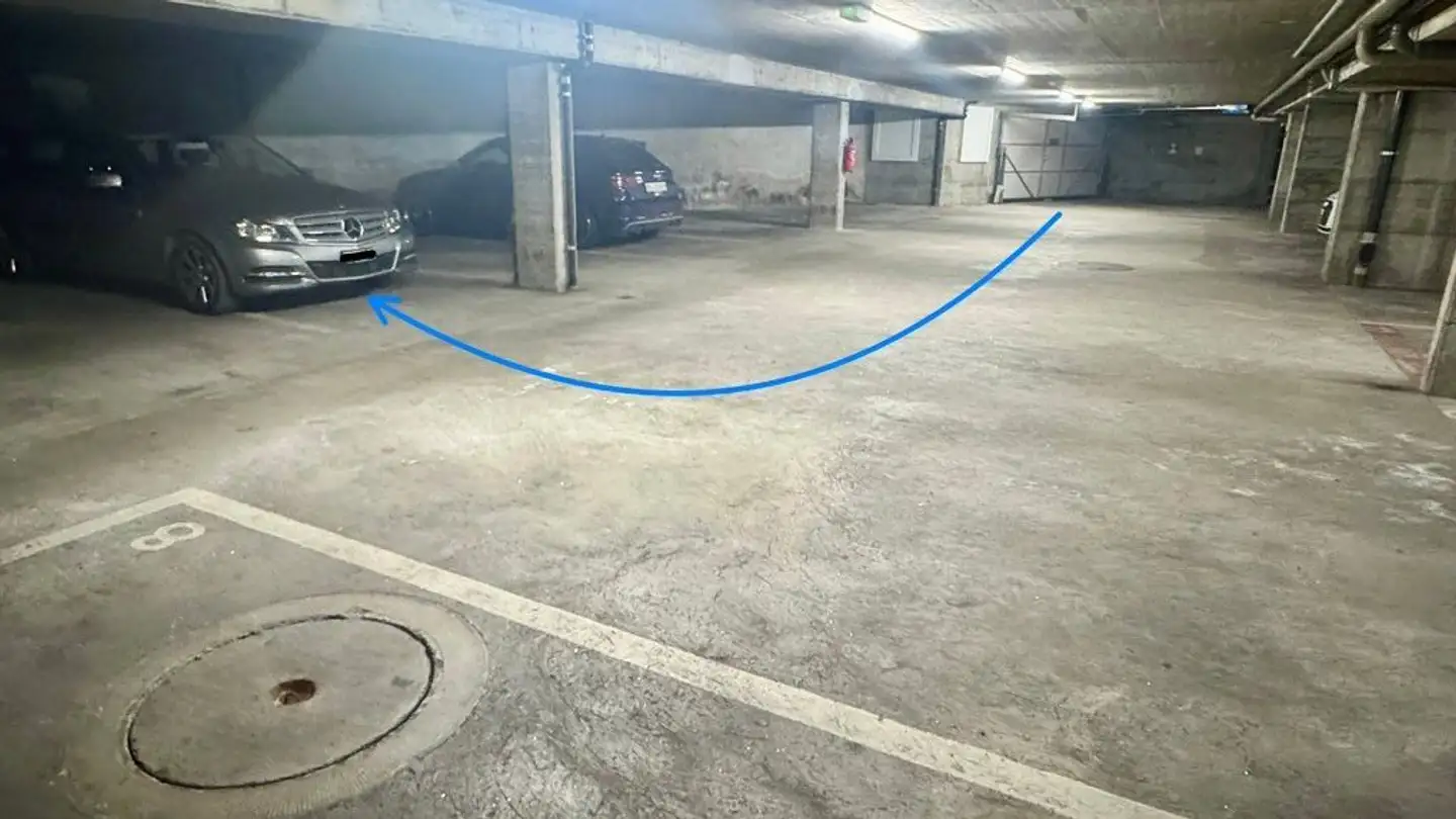 Underground parking space for rent - Rue Du Valais 16, 1202 Genève - Photo 2