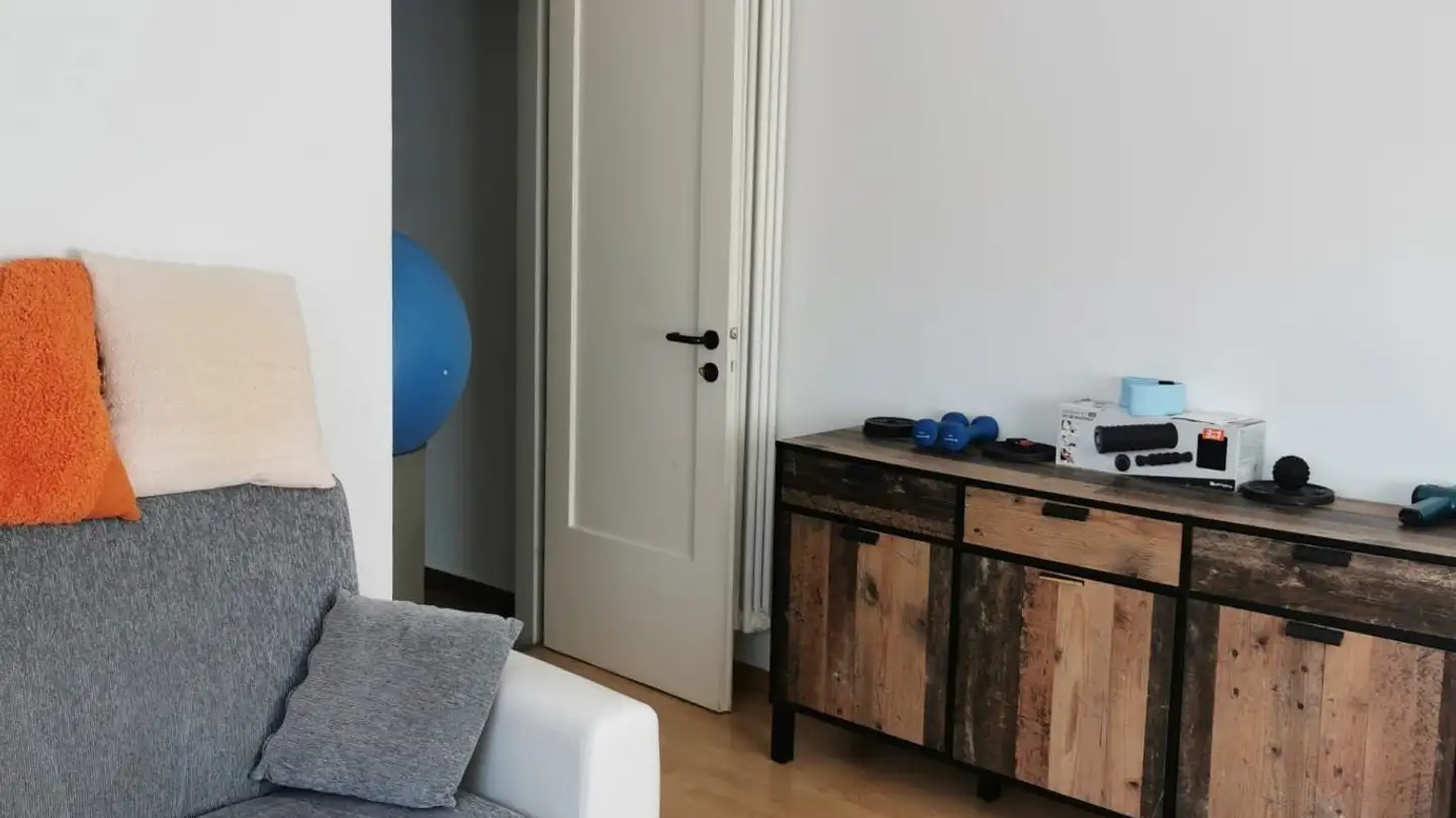 Appartement à louer - 6517 Arbedo