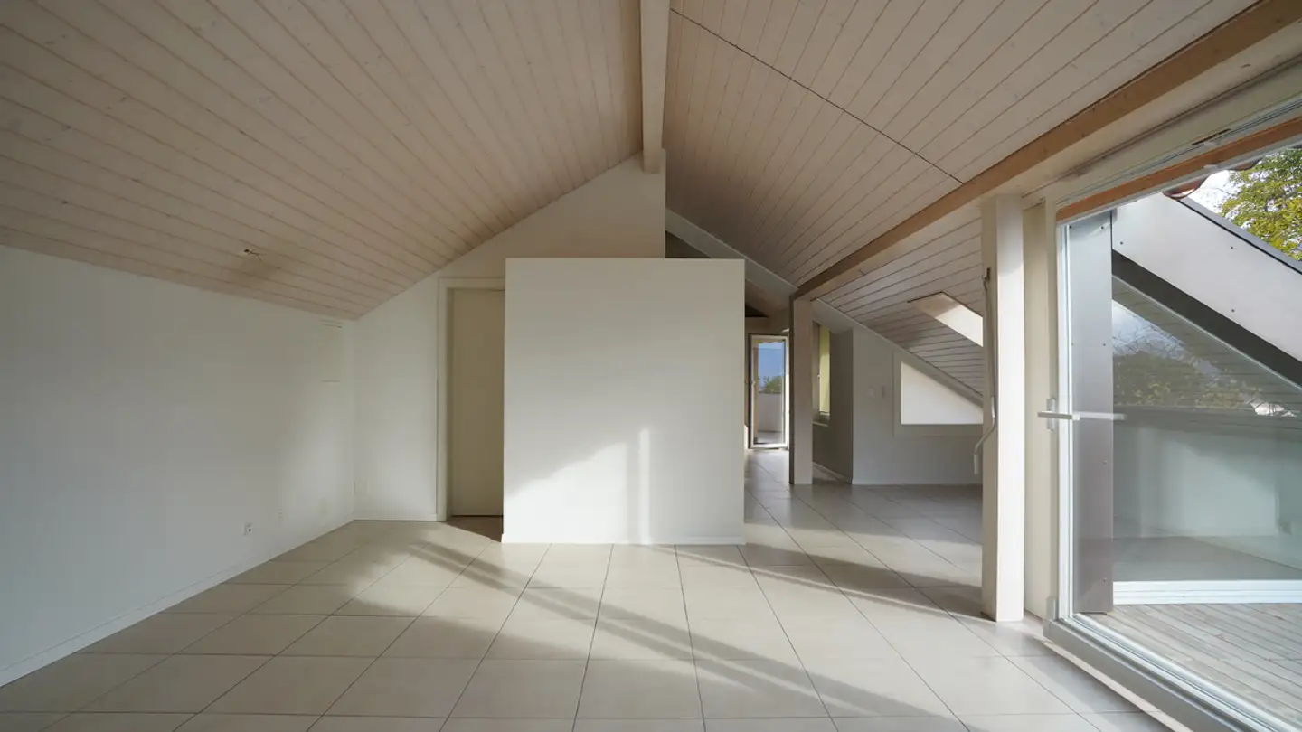 Attique à louer - 1802 Corseaux