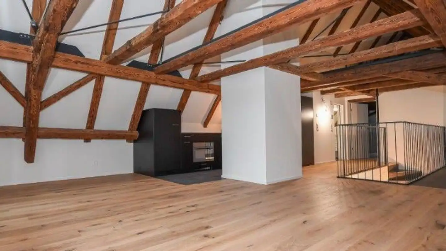 Attique à louer - Oberdorfstrasse 11, 8117 Fällanden