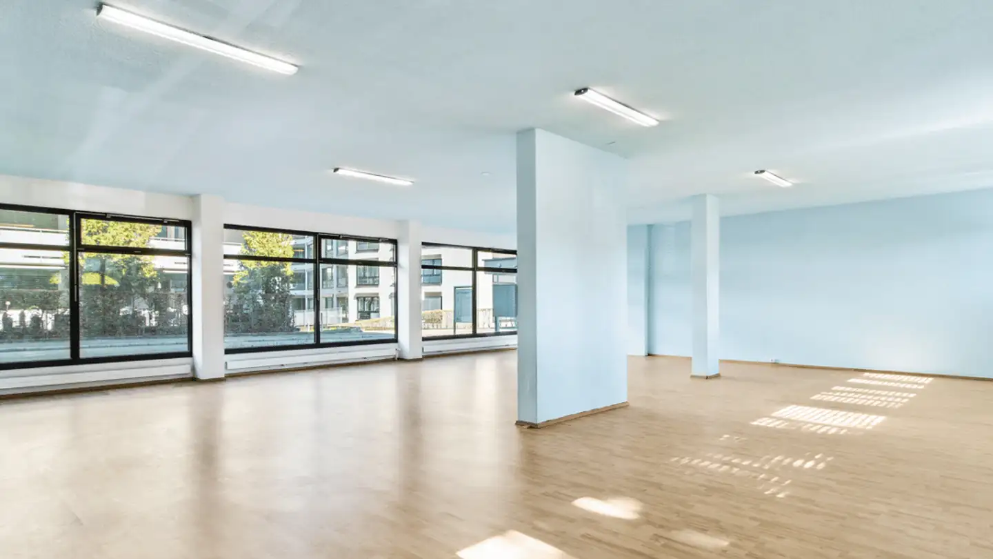 Gewerbe mieten - Im Struppen 11, 8048 Zürich