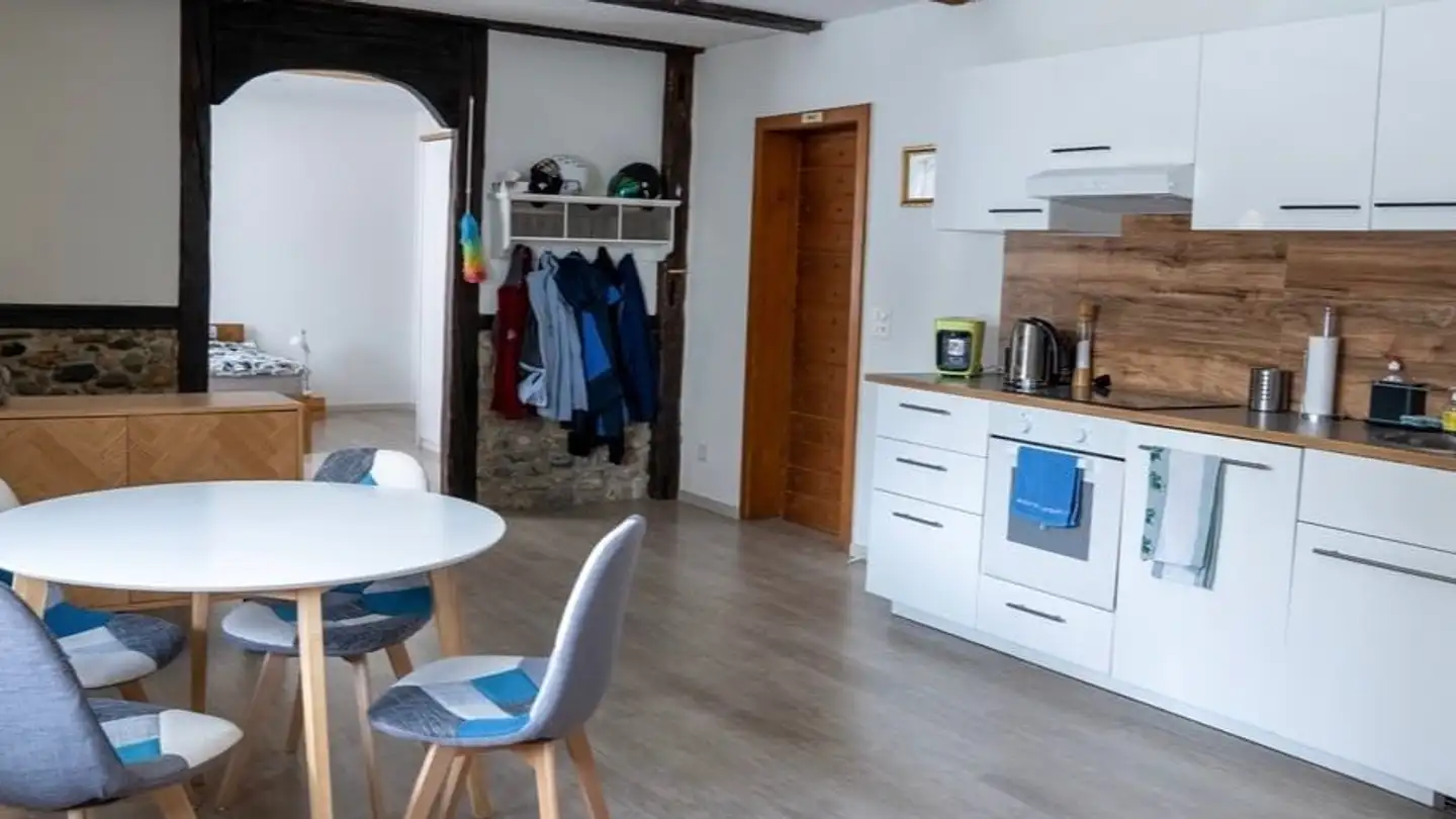 Appartement à louer - Cadruvi 2, 7156 Rueun - Photo 2