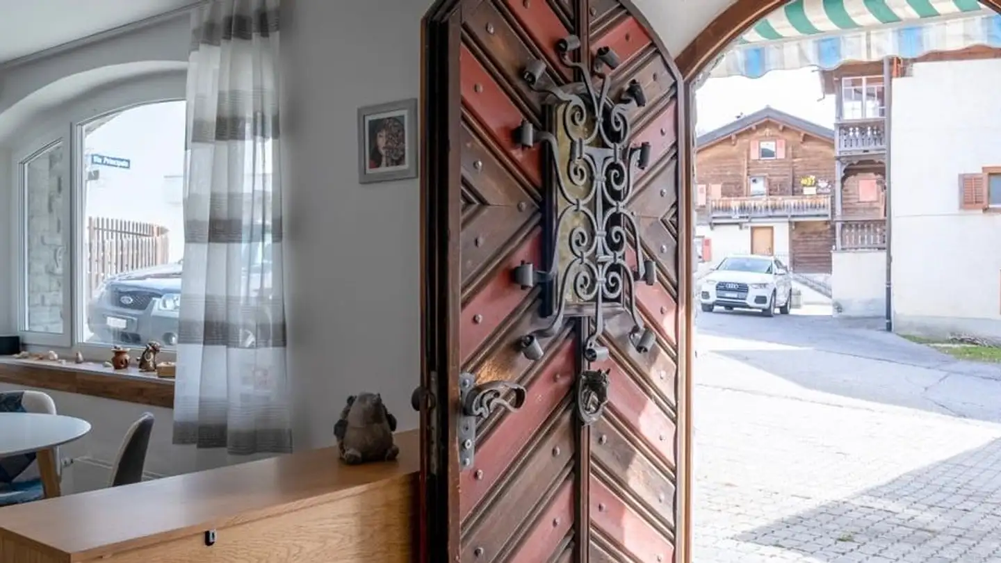 Appartement à louer - Cadruvi 2, 7156 Rueun - Photo 4