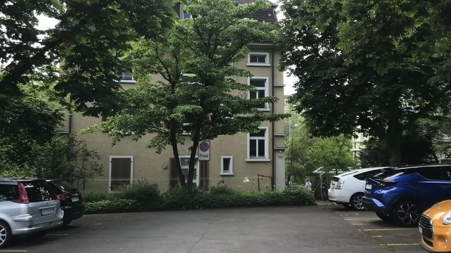 Place de parking extérieure à louer - Sonnenbergstrasse 41, 5408 Ennetbaden