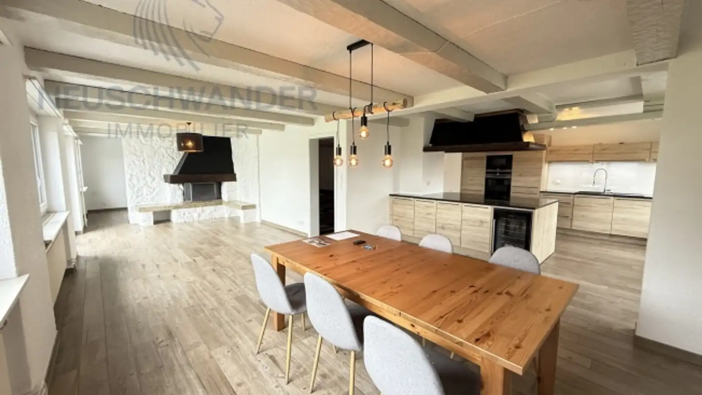 Villa for sale - 2857 Montavon