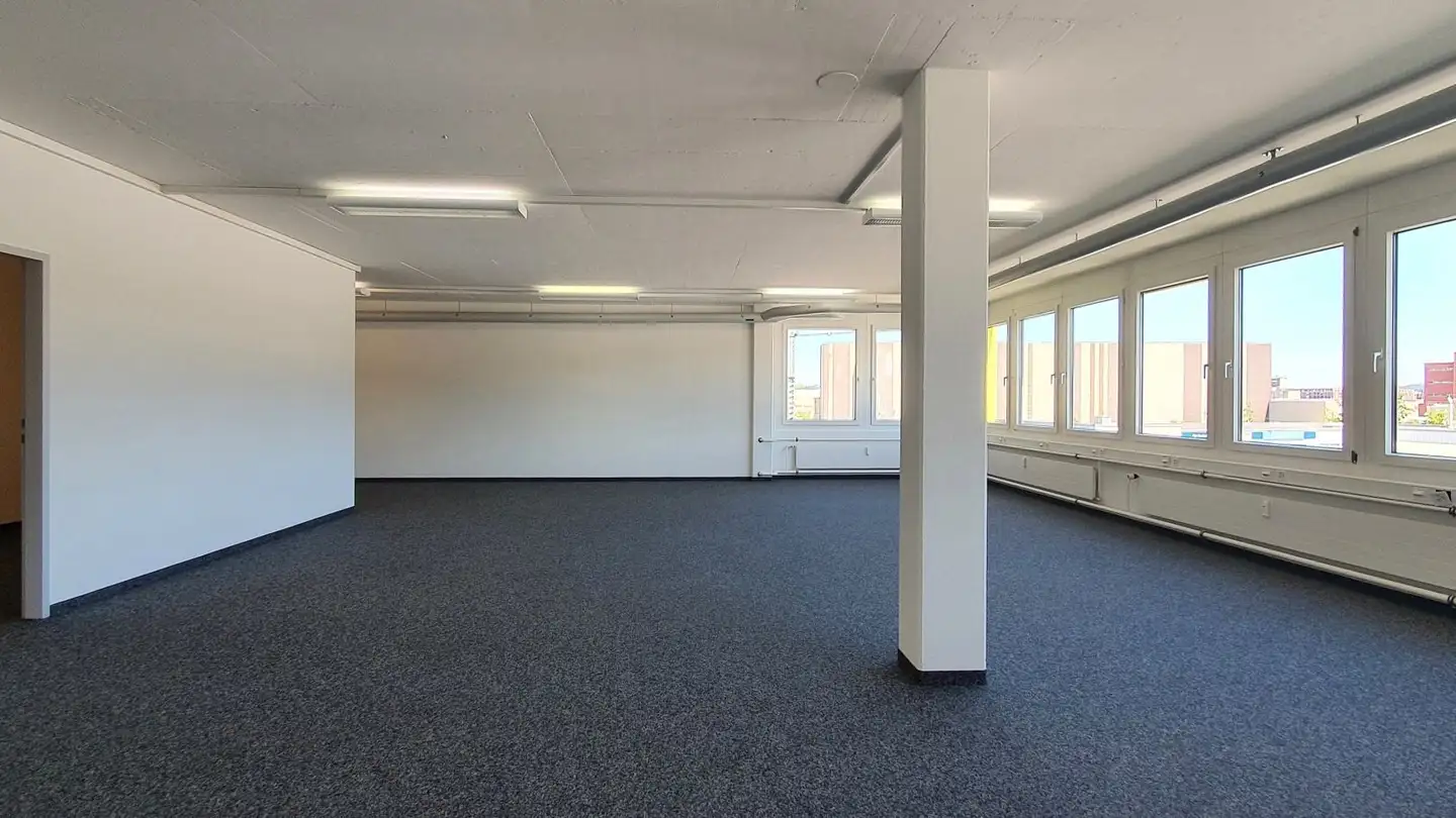 Magasin à louer - Industriestrasse 26, 8404 Winterthur
