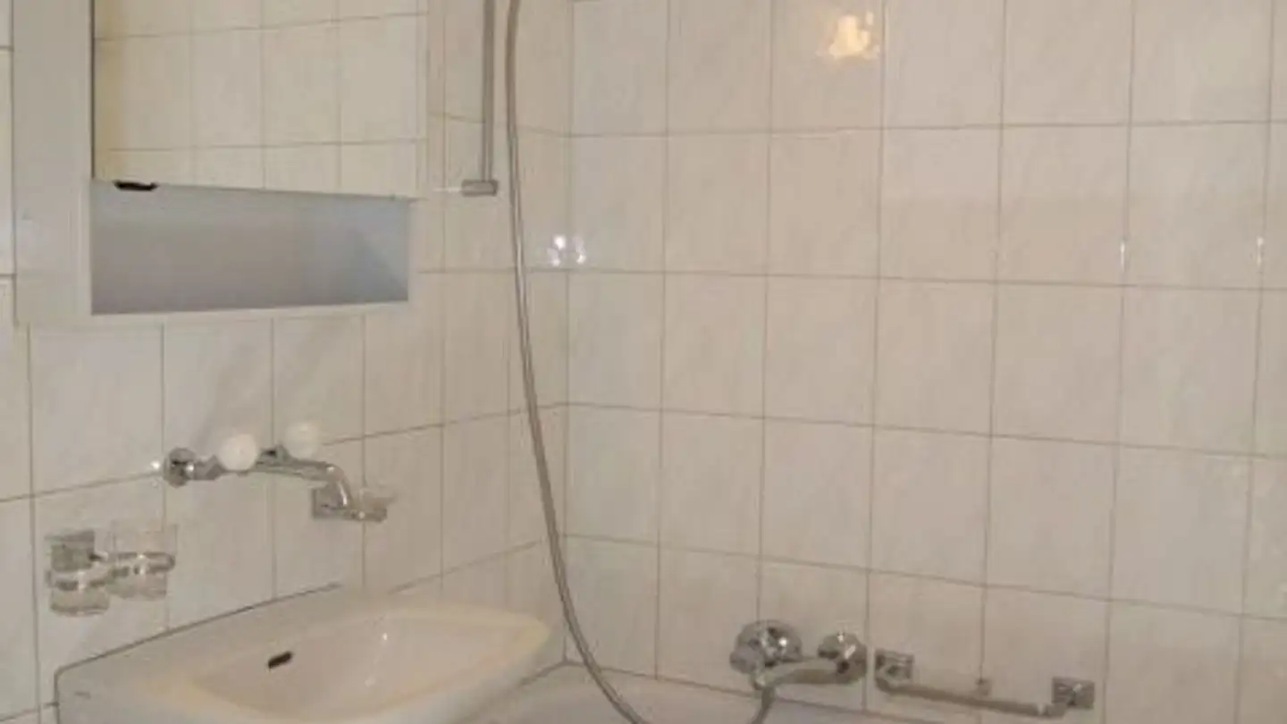 Dachgeschosswohnung mieten - Fröschmattstrasse 40, 3018 Bern - Foto 4