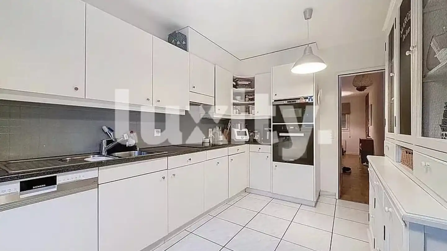 Single house for rent - 1293 Bellevue - Photo 4