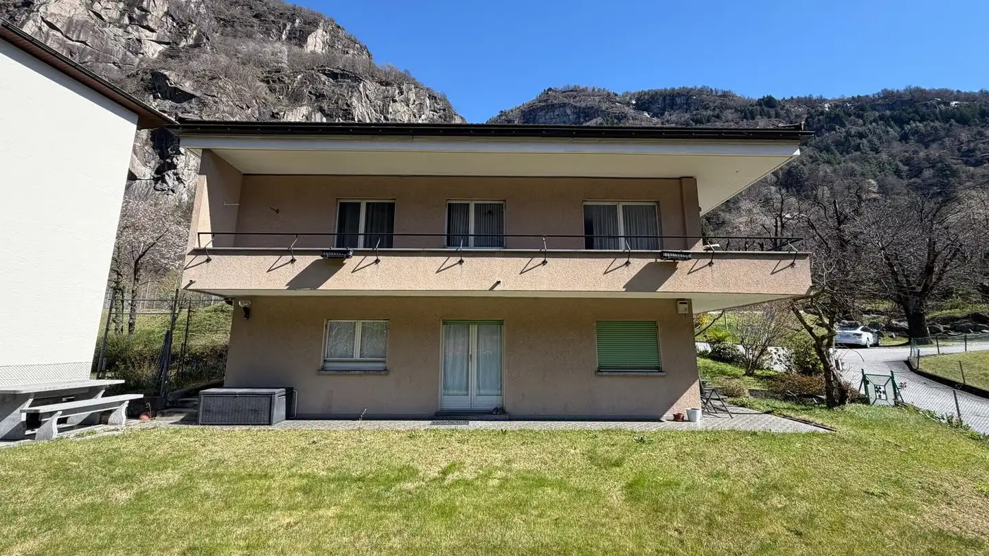 Semi-detached house for sale - Salita Alla Cava 7, 6743 Bodio TI